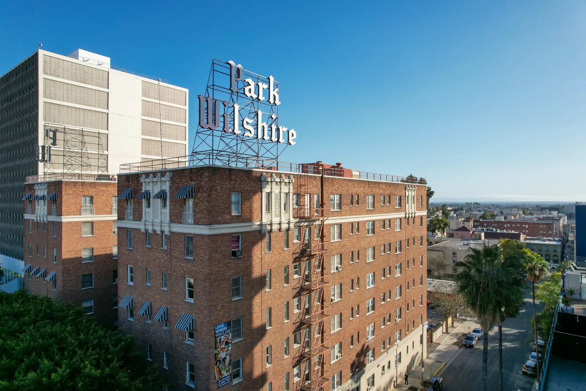 Park Wilshire Apartments